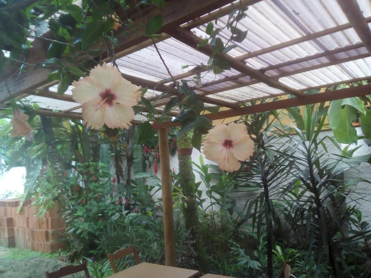 Pousada Portal Das Flores Parati Esterno foto